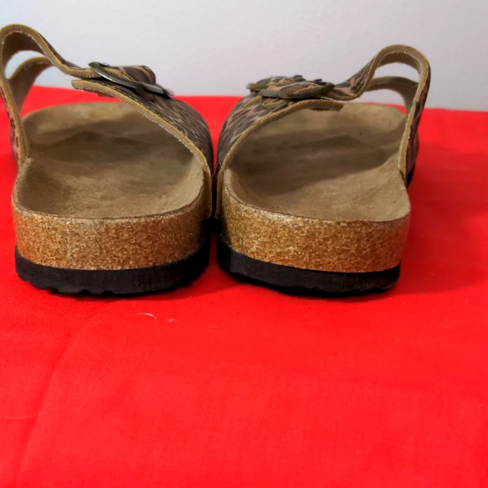 Ron Jon Slides - Picture 4 of 4